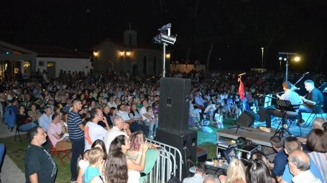 Με πολύ κόσμο το αφιέρωμα στον Νίκο Παπάζογλου στο Μουσείο Τσιτσάνη!