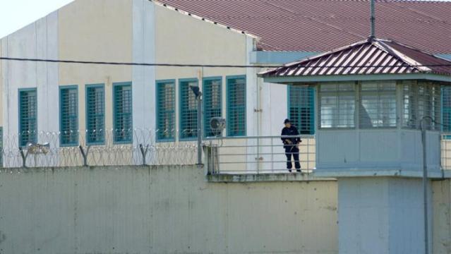 Αγωγή από σωφρονιστικό υπάλληλο των φυλακών Τρικάλων για ελλιπή μέτρα ασφαλείας