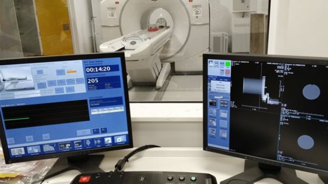Δωρεά 12 μηχανημάτων ακτινοθεραπείας του Ιδρύματος Στ. Νιάρχος