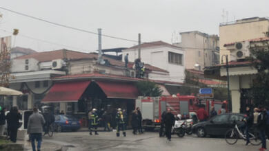 Φωτιά σε ψησταριά στο κέντρο των Τρικάλων