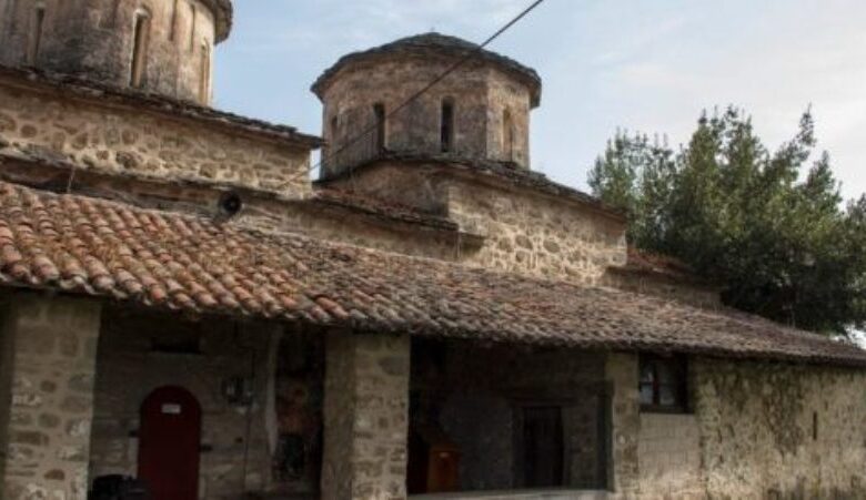Στη συντήρηση του Ιερού Ναού Αγίου Γεωργίου Οξύνειας προχωρά η Περιφέρεια