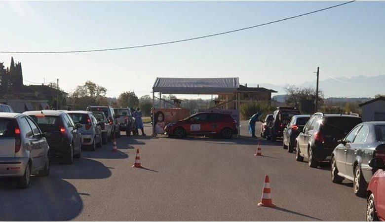 Μεγάλη η συμμετοχή στη δειγματοληψία με Rapid Tests στη Καλαμπάκα