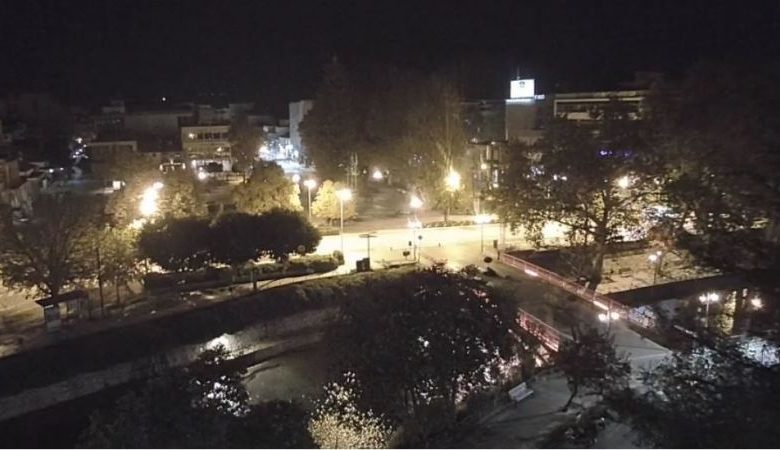 Live κάμερα στην κεντρική πεζογέφυρα και πλατεία