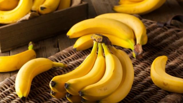 Απίστευτες Χρήσεις με Φλούδες Μπανάνας που δεν Έχετε Σκεφτεί Ποτέ!