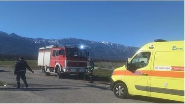 Τρίκαλα: Σφοδρή σύγκρουση αυτοκινήτων στους Γόμφους