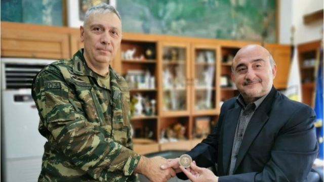 Στον Δήμαρχο Τρικκαίων ο νέος διοικητής της ΣΜΥ